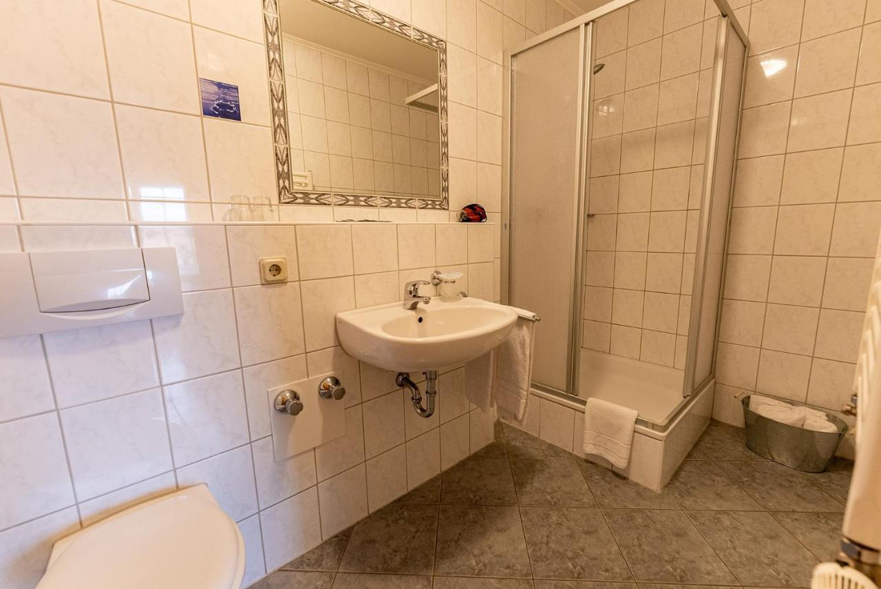 Hotel Fronhof Mettendorf Εξωτερικό φωτογραφία